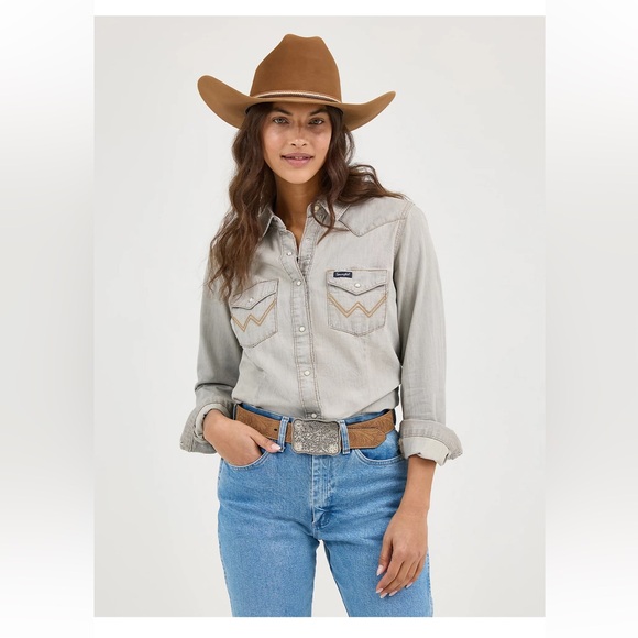 Wrangler Tops - Wrangler Retro Long Sleeve Pearl Snap Western Shirt-NWOT